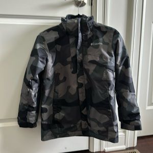 Columbia Boys’ Bugaboo II Fleece 3-in-1 interchange jacket / Boys M